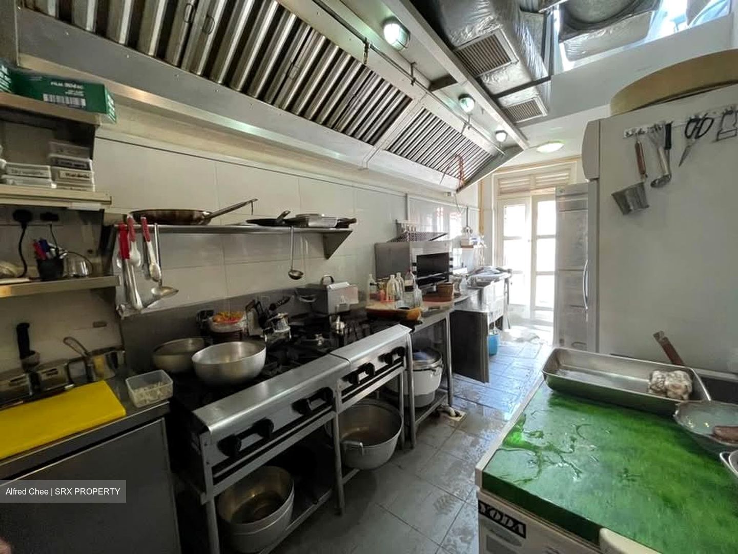 Telok Ayer Conservation Area (D1), Shop House #570508281